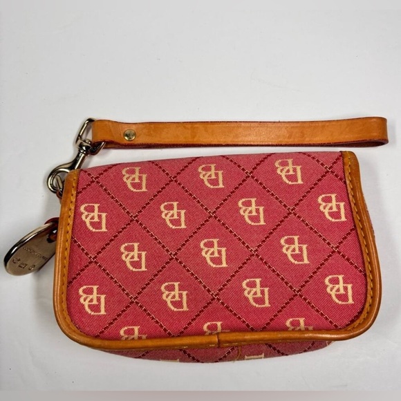Dooney & Bourke Canvas Leather Wristlet/Wallet/Clutch Pink! Made in USA! HTF - Picture 2 of 5